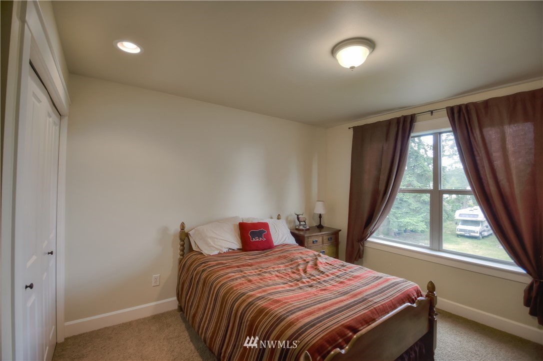 21119 Wright Road East Spanaway, WA 98387 - Photo 22 of 25