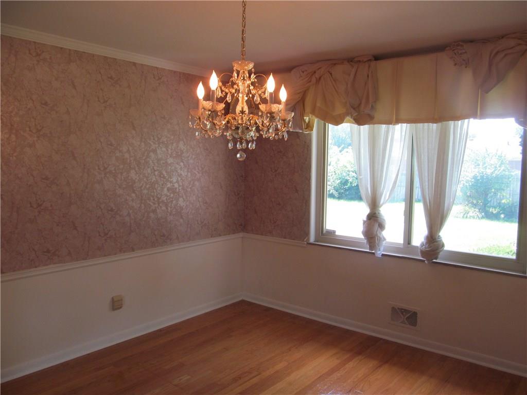 5213 Dickson Road Indianapolis, IN 46226 - Photo 7 of 25 Gallery Image 7