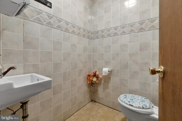 a close view of a bathroom