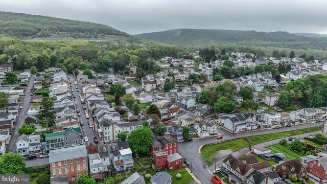 $192,000 | 300 Lafayette Street, Tamaqua, PA 18252