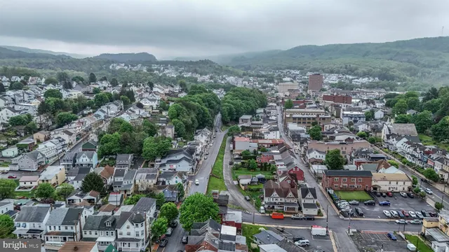 $192,000 | 300 Lafayette Street, Tamaqua, PA 18252