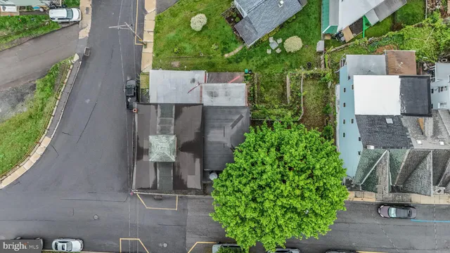 $192,000 | 300 Lafayette Street, Tamaqua, PA 18252