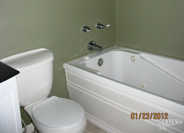 1003 Russell Street Decatur, IN 46733 - Photo 3 of 10