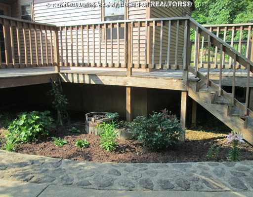 818 Honeysuckle Road Elkview, WV 25071 - Photo 2 of 16 Patio/Deck.