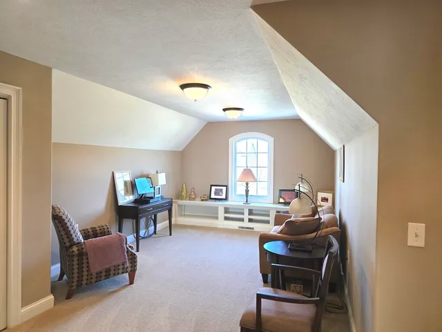 $875,000 | 9667 Crossbow Drive, Bloomington, IL 61705