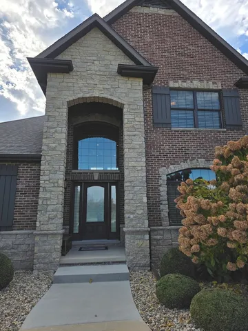 $875,000 | 9667 Crossbow Drive, Bloomington, IL 61705