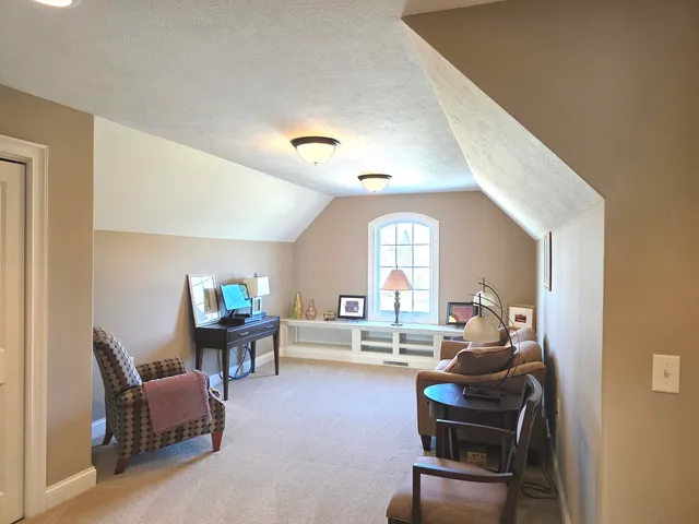 $875,000 | 9667 Crossbow Drive, Bloomington, IL 61705