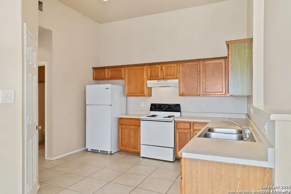 $1,395 | 7379 Longing Trail, Unit 1, San Antonio, TX 78244