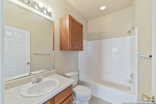 $1,395 | 7379 Longing Trail, Unit 1, San Antonio, TX 78244