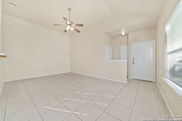 $1,395 | 7379 Longing Trail, Unit 1, San Antonio, TX 78244