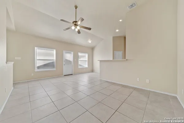 $1,395 | 7379 Longing Trail, Unit 1, San Antonio, TX 78244