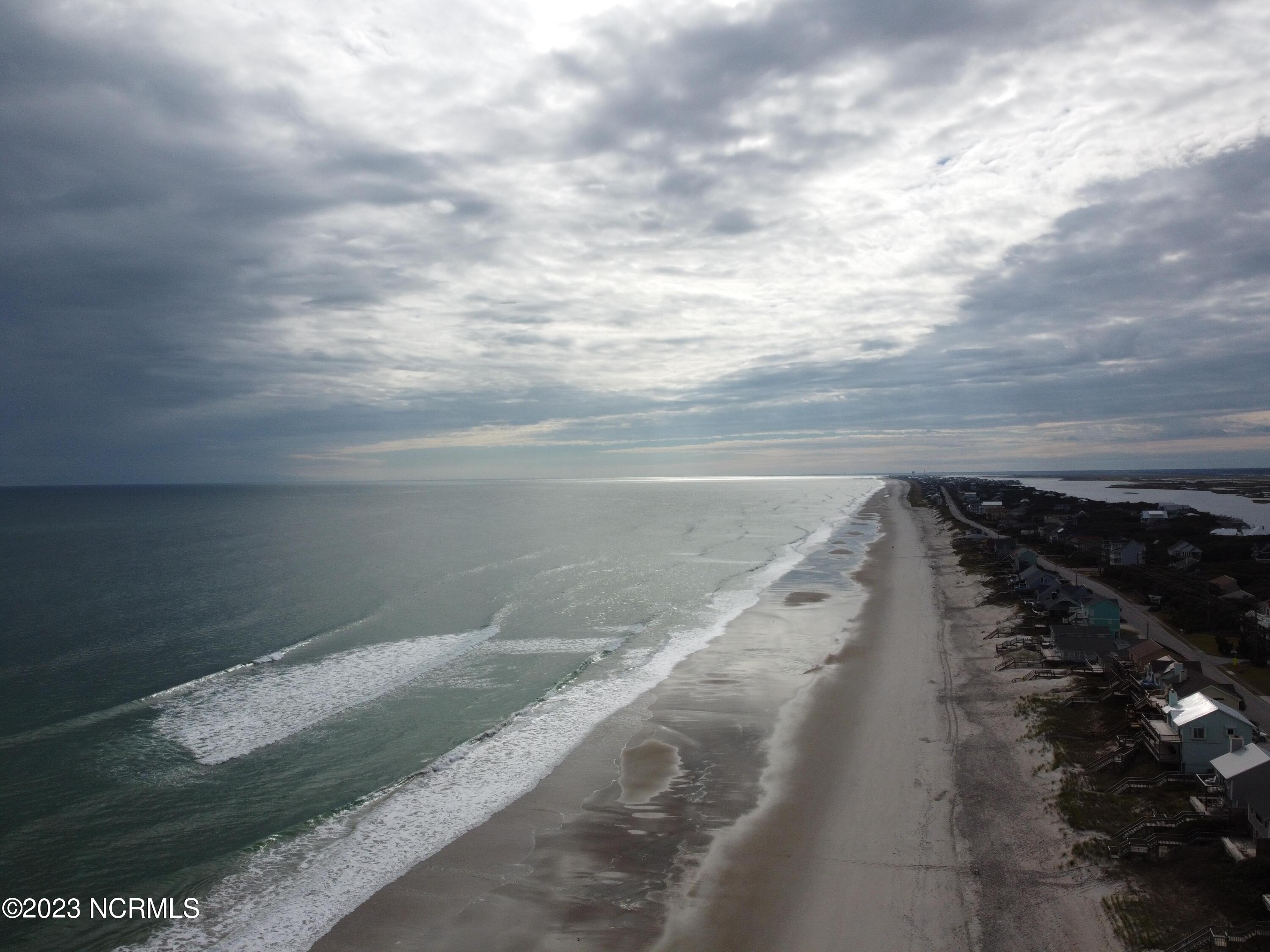 326 Jackline Drive Hampstead, NC 28443 - Photo 8 of 11 Nearby Topsail Island features wide open beaches.