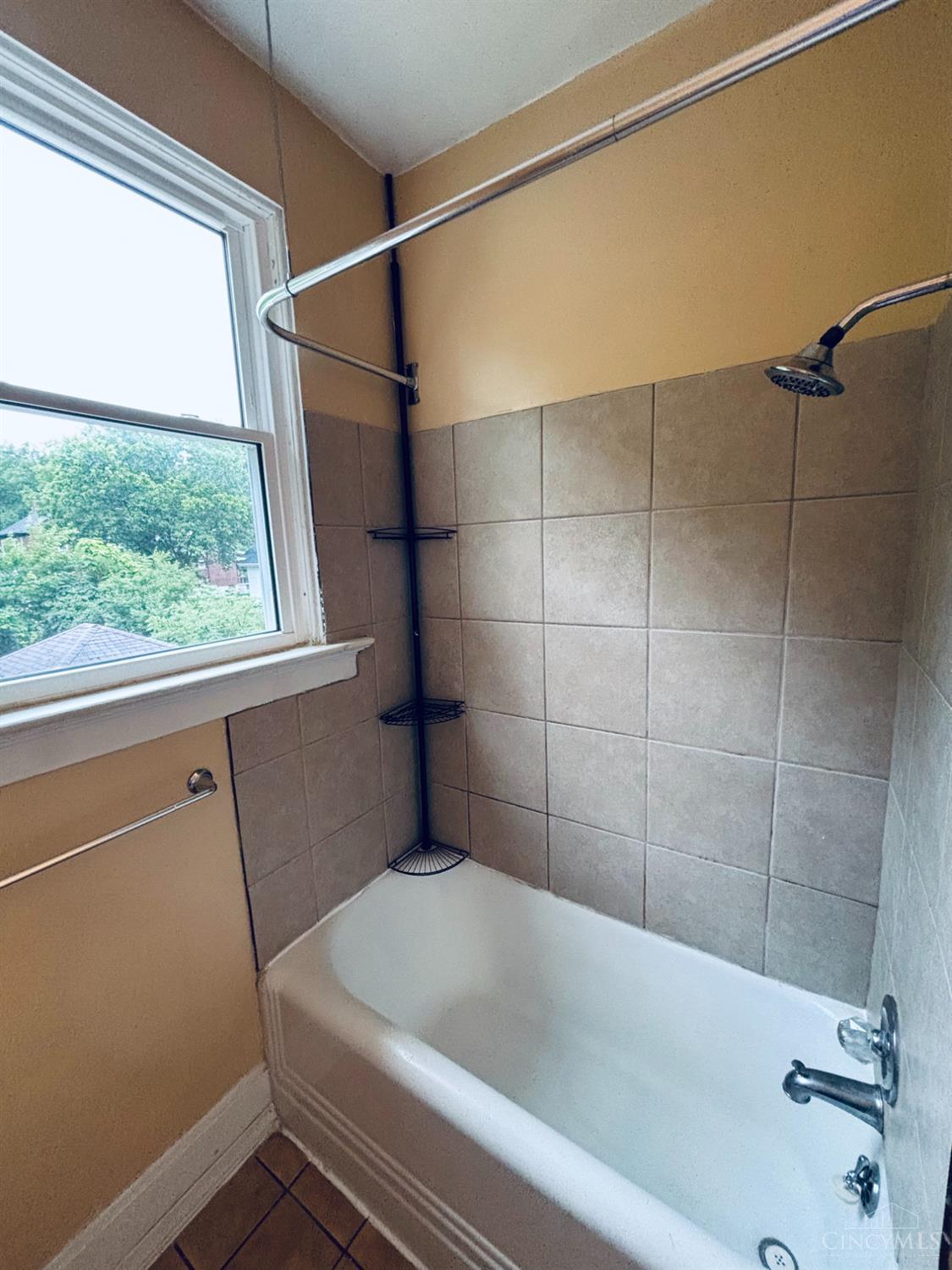 1831 West North Bend Road Cincinnati, OH 45224 - Photo 24 of 55