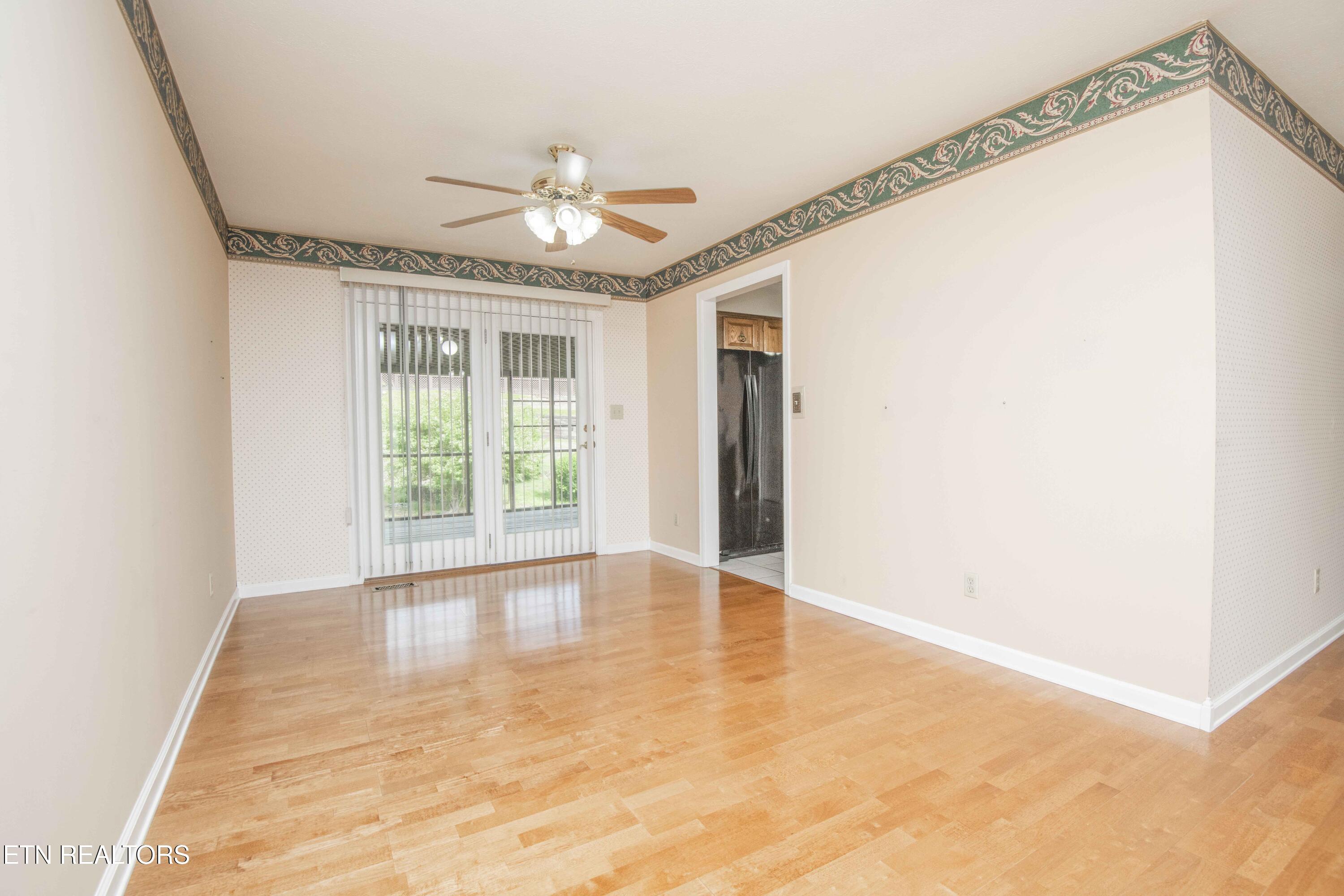 603 Riverbend Road Clinton, TN 37716 - Photo 11 of 51 dining 2_1