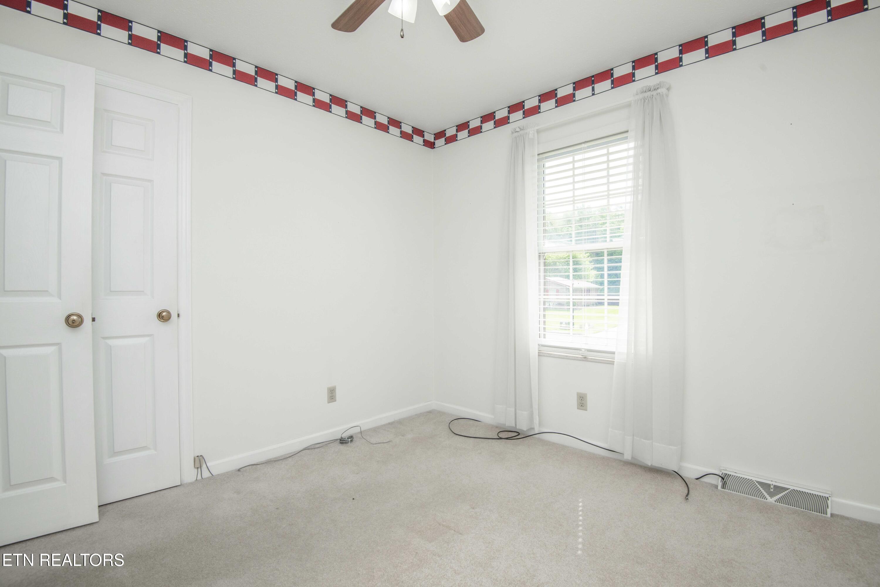 603 Riverbend Road Clinton, TN 37716 - Photo 26 of 51 second bed 2_1