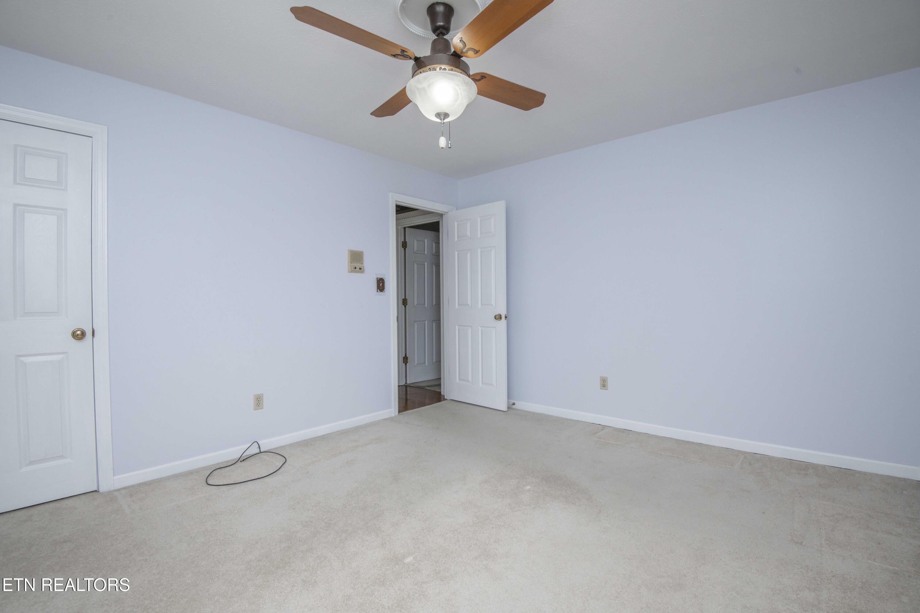 603 Riverbend Road Clinton, TN 37716 - Photo 34 of 51 third bed 1_1