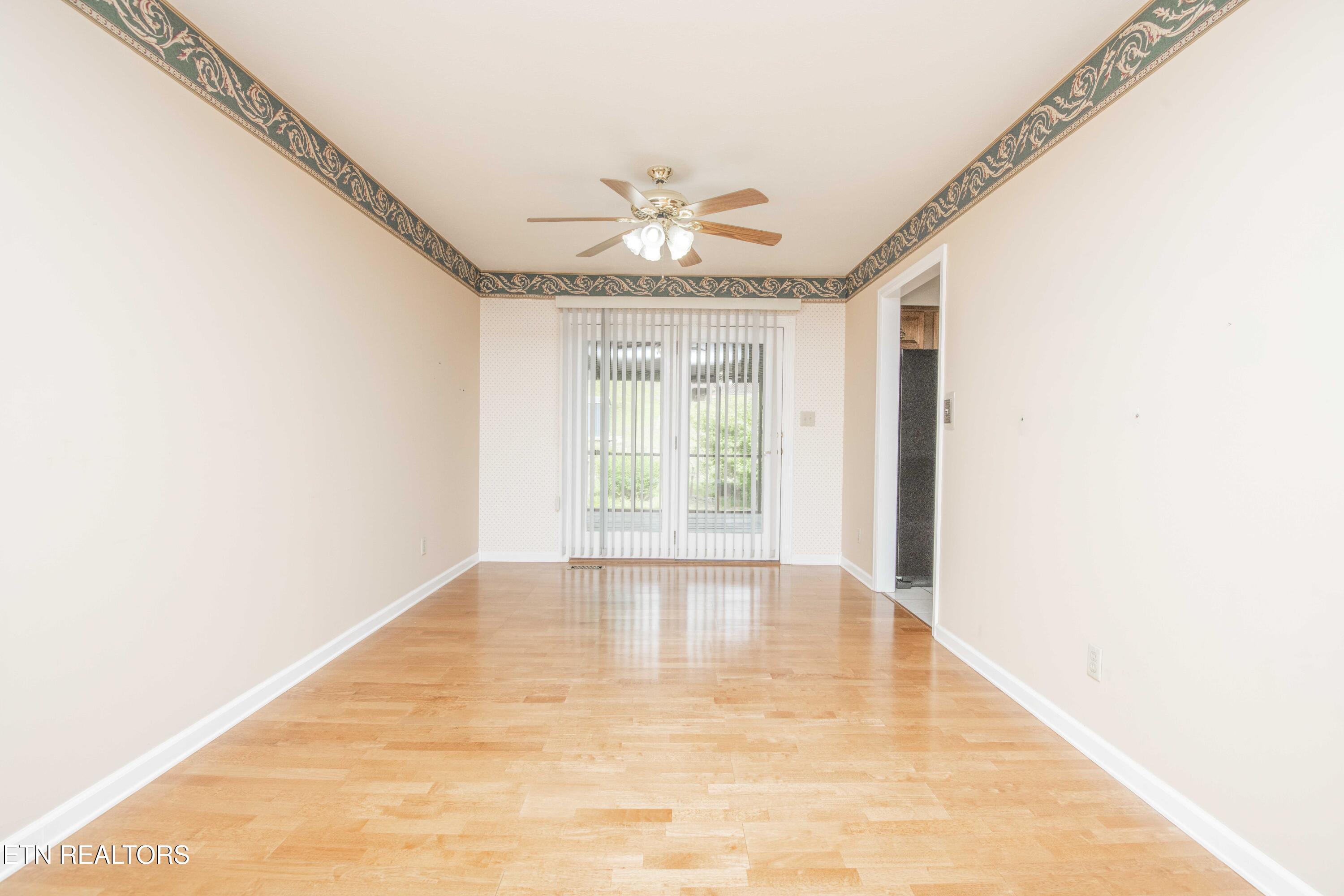 603 Riverbend Road Clinton, TN 37716 - Photo 10 of 51 dining 1_1