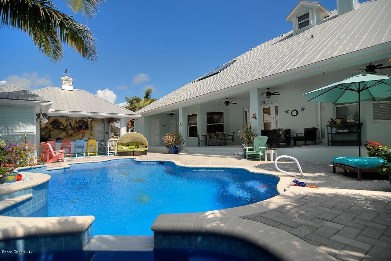 133 Windemere Place Melbourne Beach, FL 32951 - Photo 13 of 32 Pool