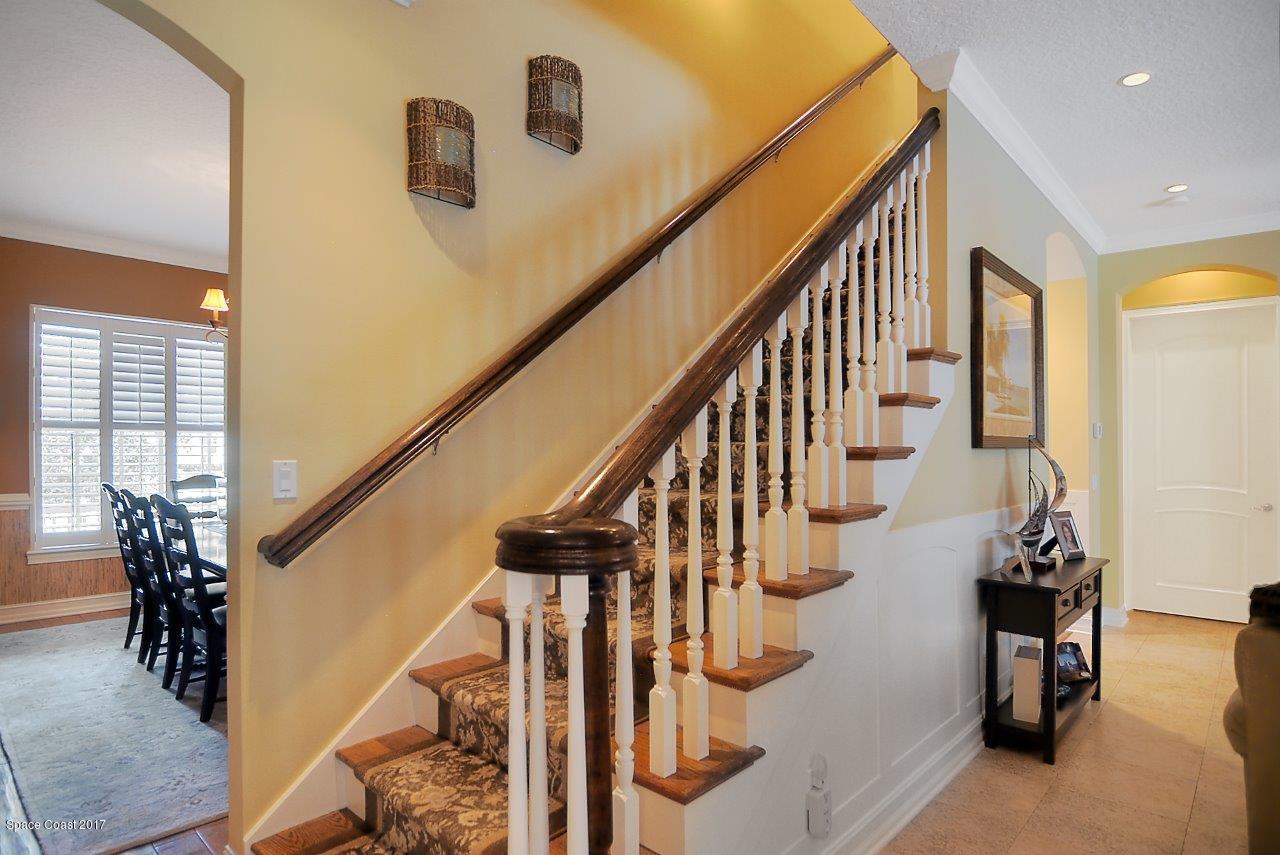 133 Windemere Place Melbourne Beach, FL 32951 - Photo 26 of 32 Staircase