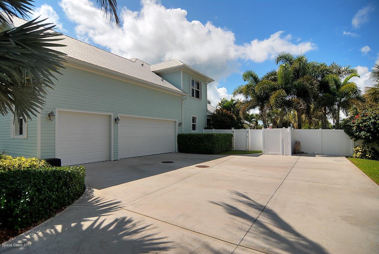 133 Windemere Place Melbourne Beach, FL 32951 - Photo 27 of 32 three car garage