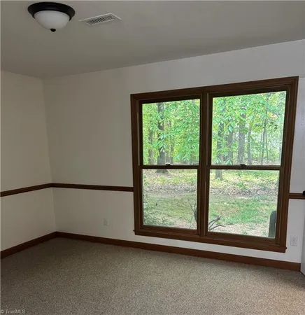 $995 | 174 Huckle Place, Lexington, NC 27292