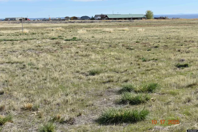 $120,000 | 4912 Valley View Road, Riverton, WY 82501