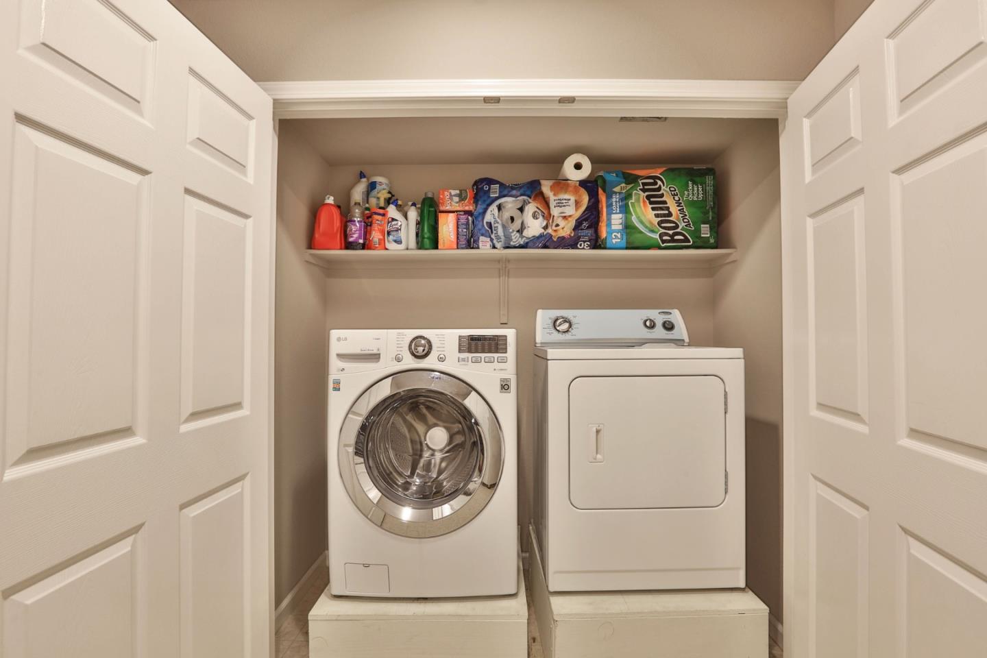 1105 Luz Del Sol Tr Loop Milpitas, CA 95035 - Photo 23 of 34 a utility room with dryer and washer