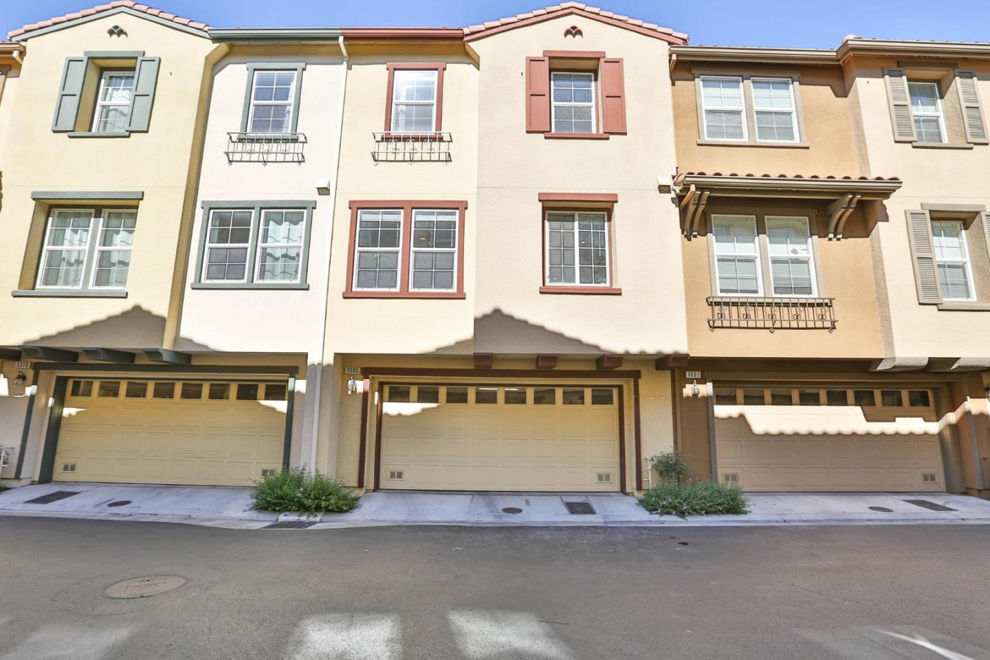 1105 Luz Del Sol Tr Loop Milpitas, CA 95035 - Photo 24 of 34 a front view of a building