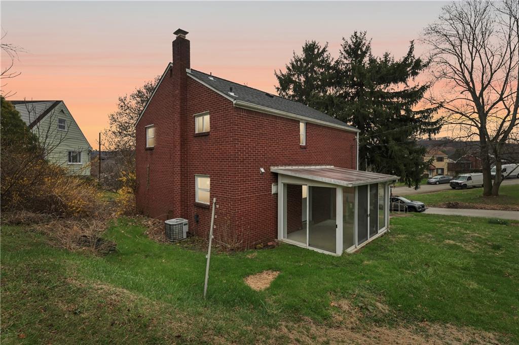 1000 Woodland Road Blawnox, PA 15238 - Photo 2 of 37