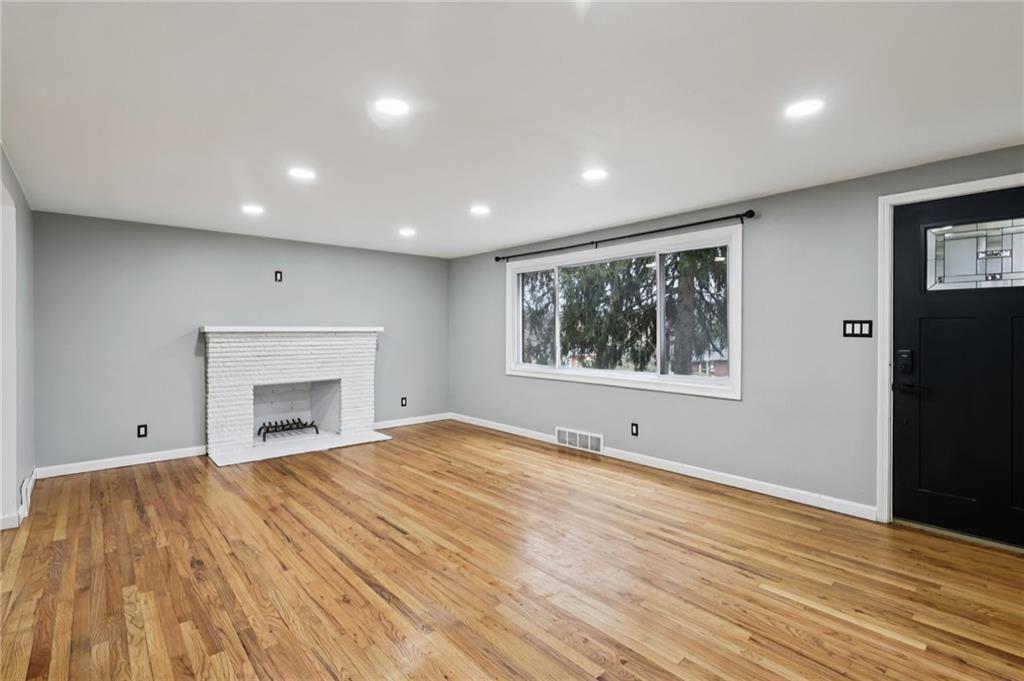 1000 Woodland Road Blawnox, PA 15238 - Photo 7 of 37