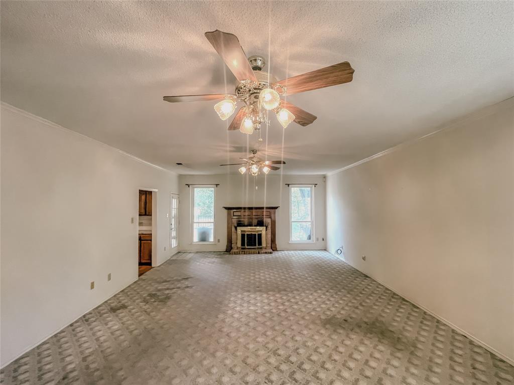1312 Rio Grande Drive Benbrook, TX 76126 - Photo 14 of 29
