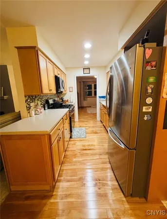 $465,000 | 8 Chateau Drive, Whitestown, NY 13492