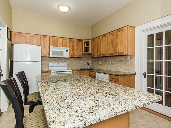 857 Beacon Street, Unit 24 Boston, MA 02215 - Photo 3 of 12