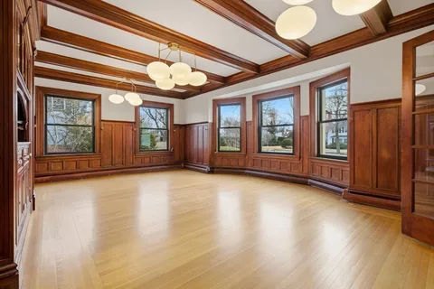 $2,695,000 | 2 Ocean Avenue, Swampscott, MA 01907