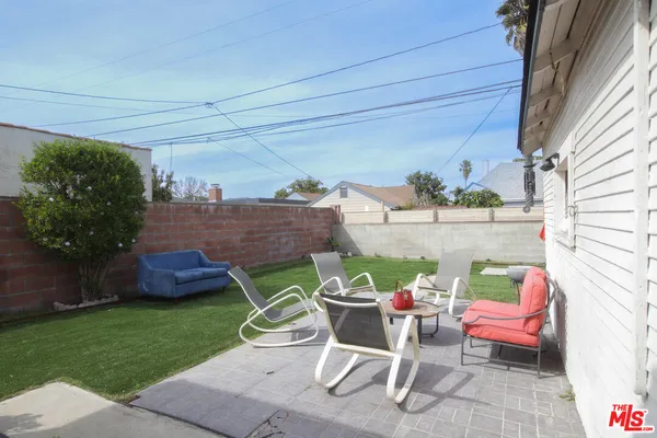 $4,500 | 2223 West 78th Place, Inglewood, CA 90305