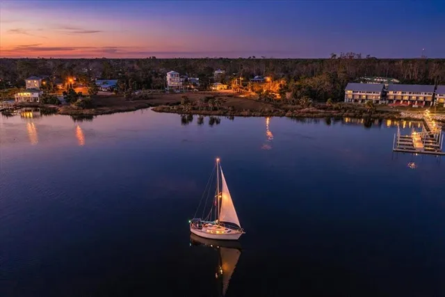 $549,900 | 201 1st Avenue North, Steinhatchee, FL 32359