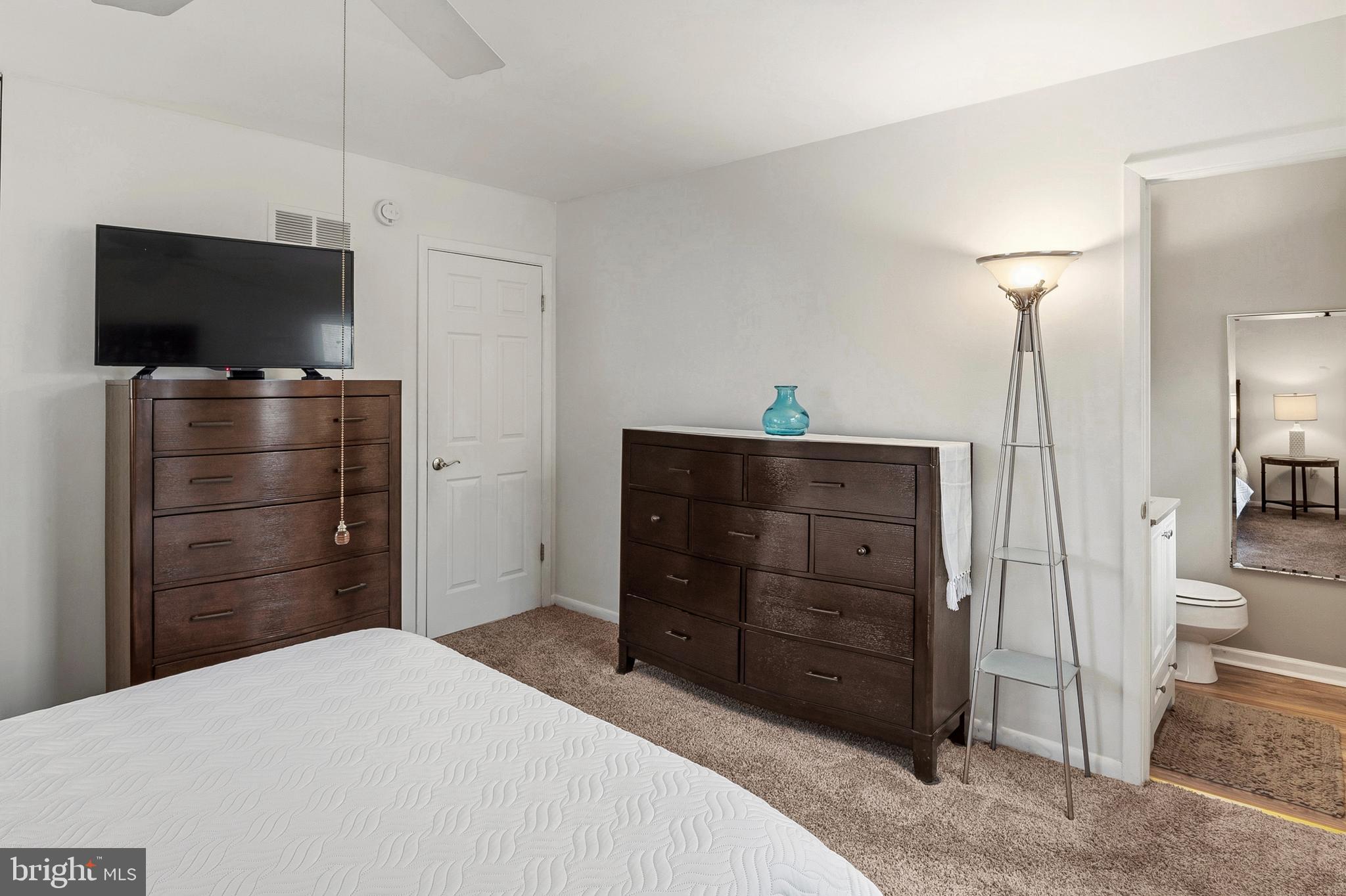 1544 Manor View Road Davidsonville, MD 21035 - Photo 17 of 34 Primary Bedroom (alt view)