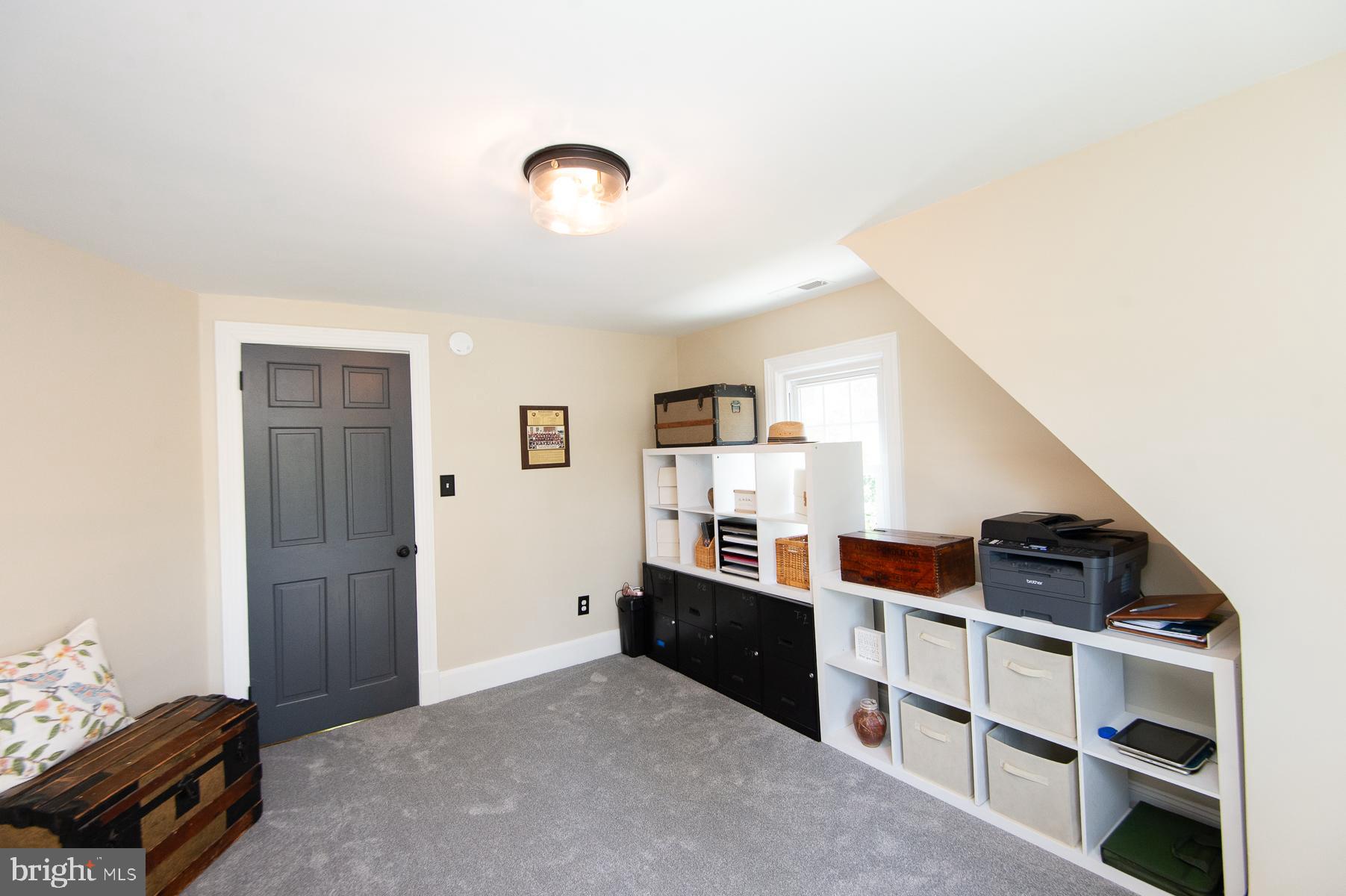 310 Talbot Avenue Cambridge, MD 21613 - Photo 26 of 72 a view of livingroom and workspace