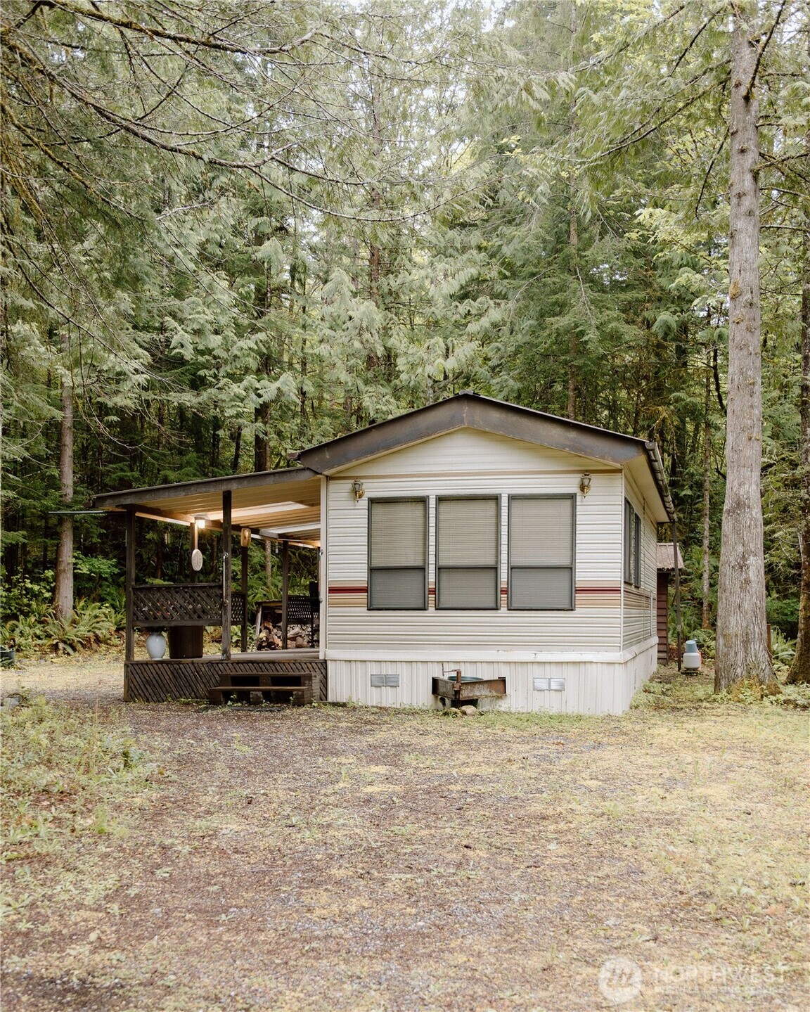 97-1 Goldrush Road Deming, WA 98244 - Photo 2 of 14