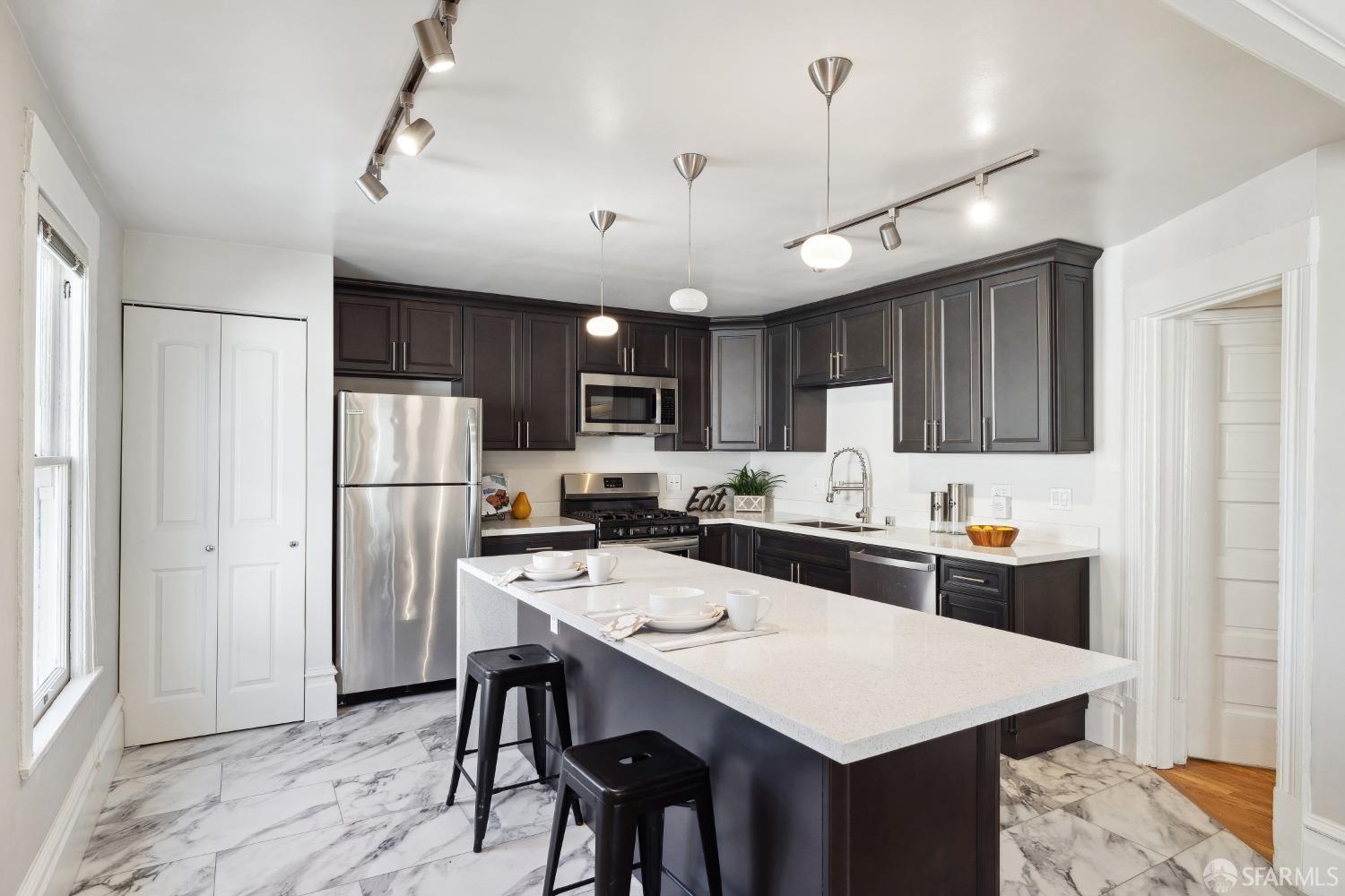 1817 Woolsey Street Berkeley, CA 94703 - Photo 17 of 35