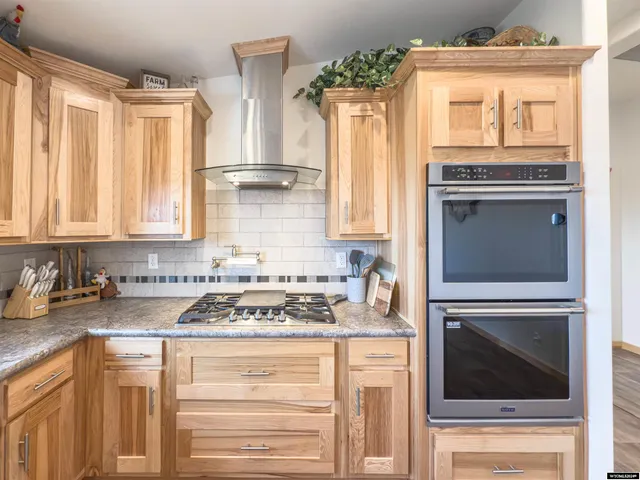 $649,900 | 88 Van Vleet Lane, Lander, WY 82520