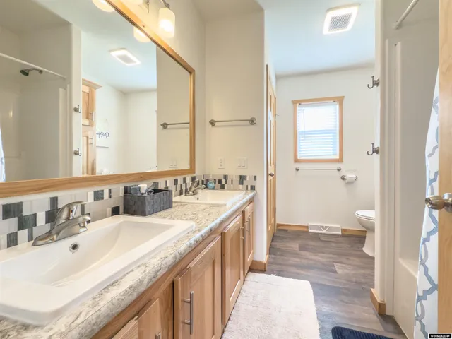 $649,900 | 88 Van Vleet Lane, Lander, WY 82520