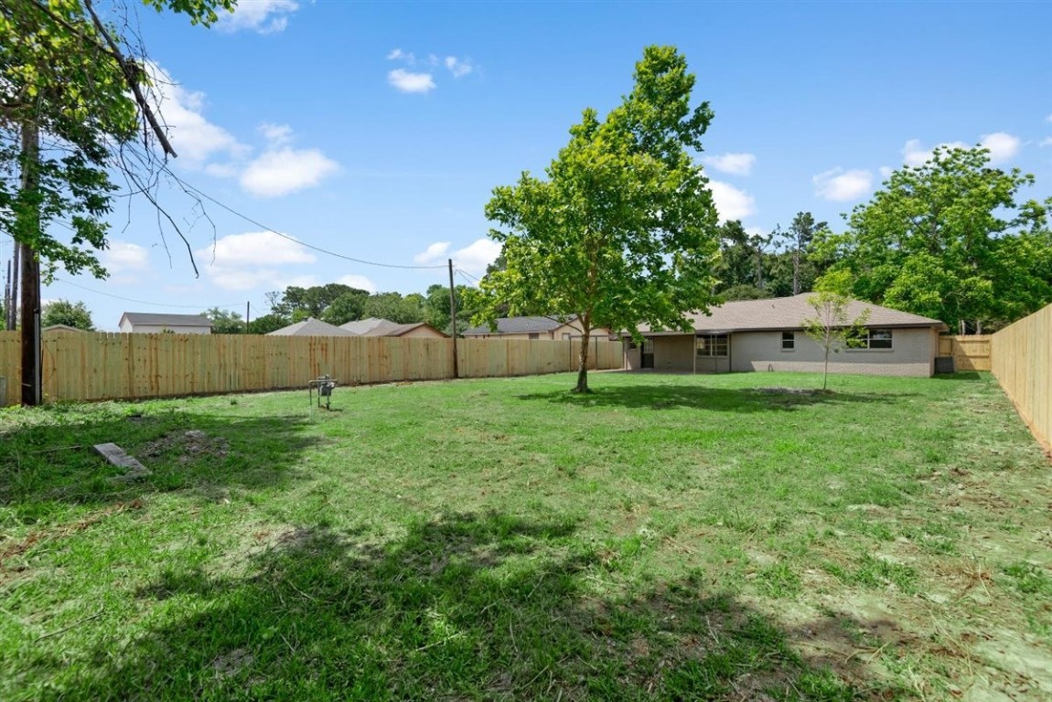 20618 Nannette Lane Spring, TX 77388 - Photo 23 of 32 a view of a backyard