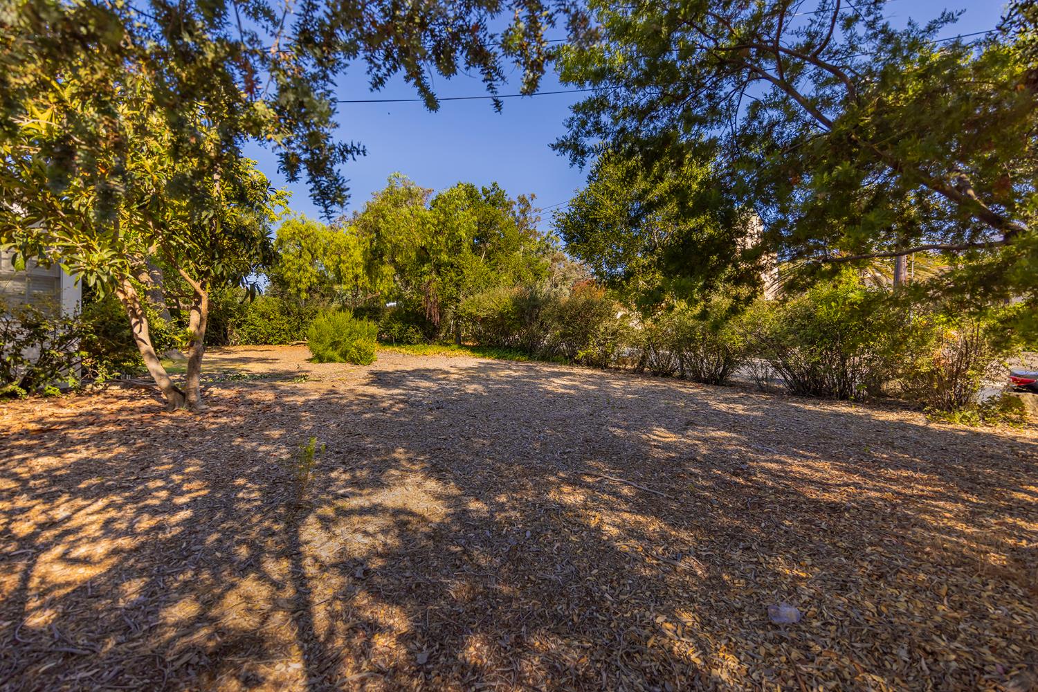 212 Foothill Road Ojai, CA 93023 - Photo 17 of 31