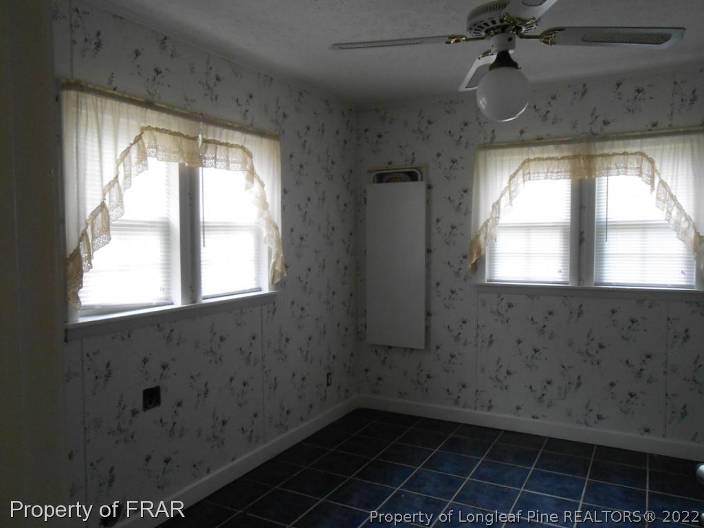 3303 Meadow Road Lumberton, NC 28358 - Photo 9 of 12 Gallery Image 9