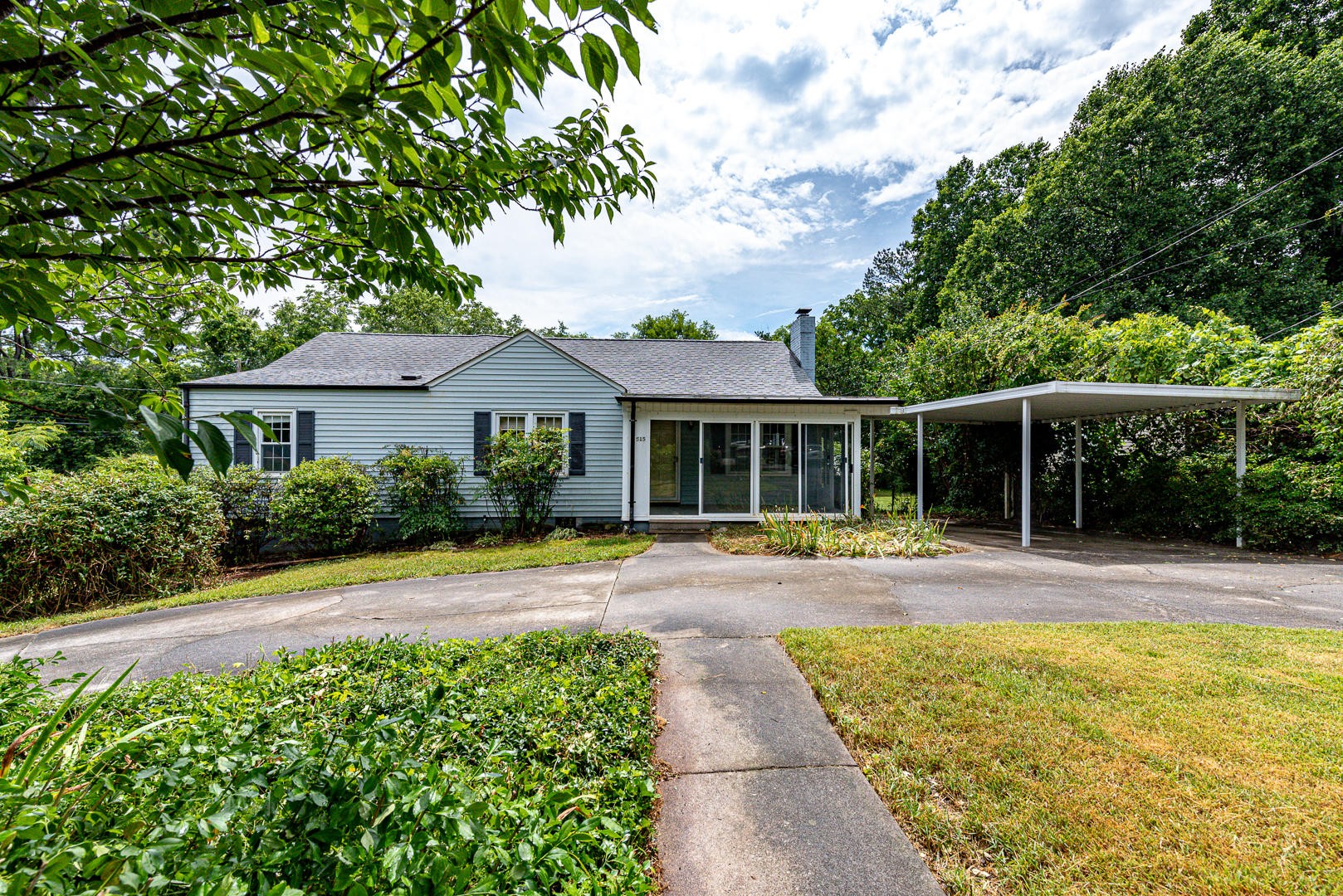 515 South Ruth Street Maryville, TN 37803 - Photo 1 of 24 Gallery Image 1