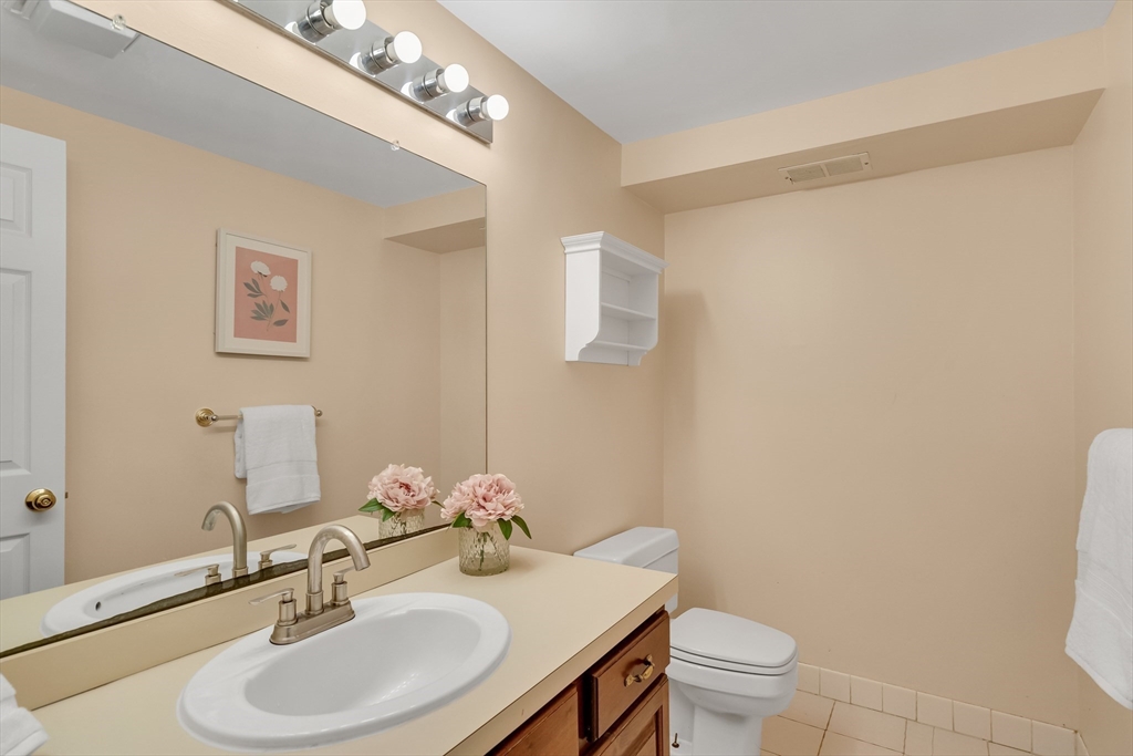 75 Page Road, Unit 19 Bedford, MA 01730 - Photo 9 of 28 Gallery Image 9