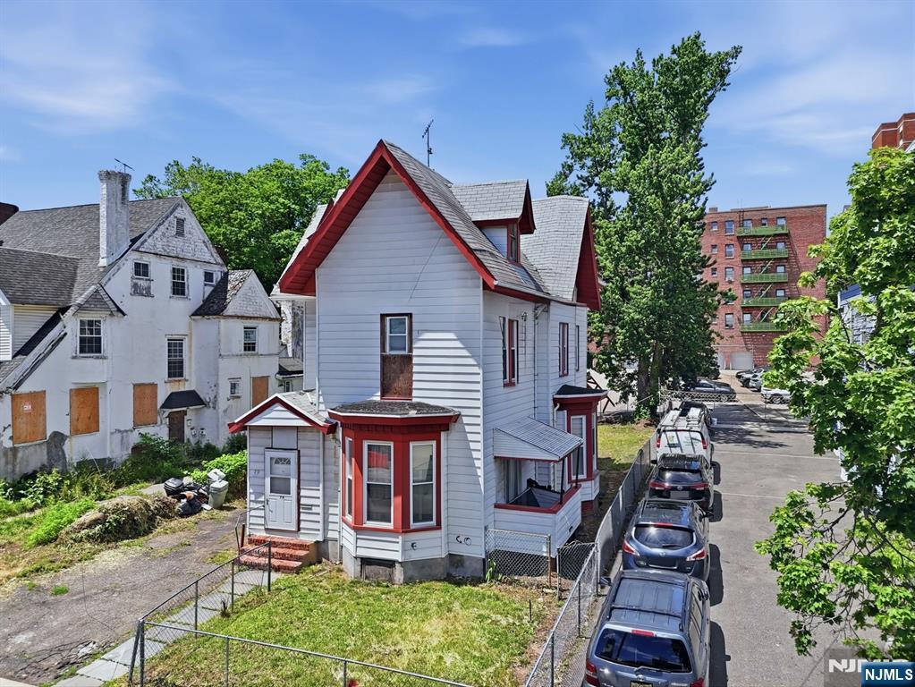 79 Cleveland Street Orange, NJ 07050 - Photo 14 of 25