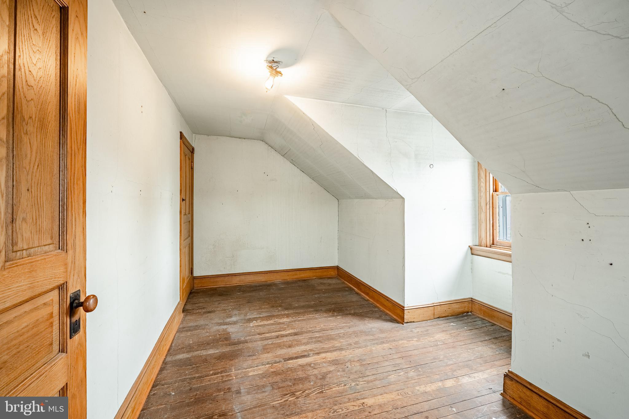 8136 Jeanes Street Philadelphia, PA 19111 - Photo 19 of 28