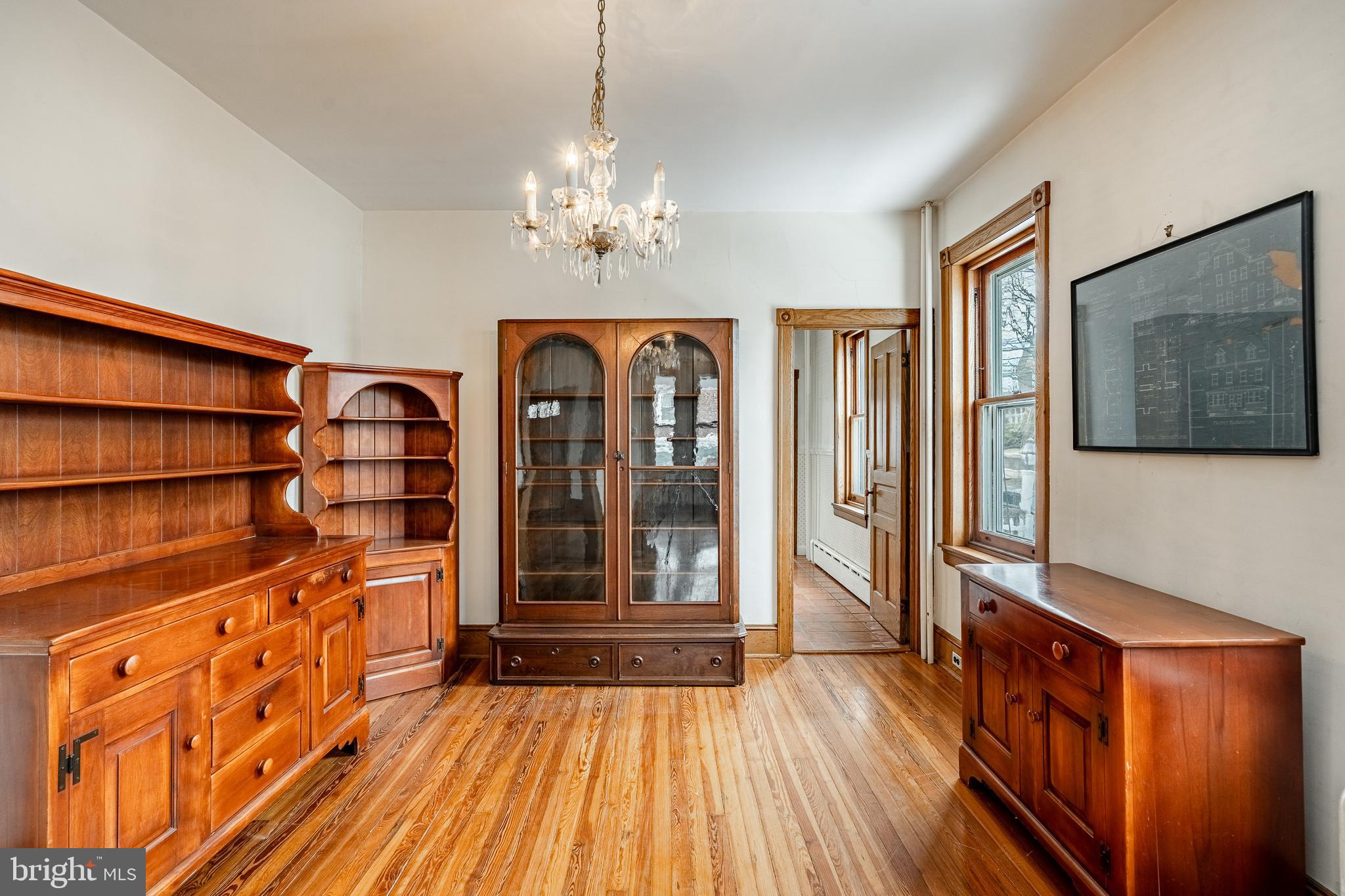 8136 Jeanes Street Philadelphia, PA 19111 - Photo 5 of 28